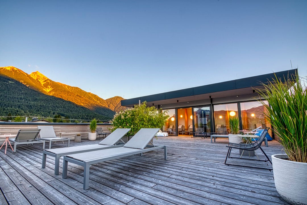 dasMax, Dachterrasse bei Sonnenuntergang