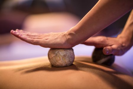 Bergland Sölden Hot-Stone-Massage